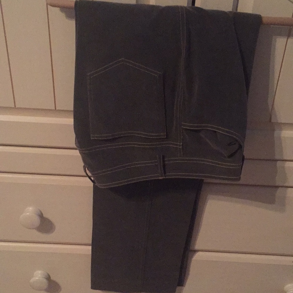 Awesome Ellen Tracy brush cotton jeans